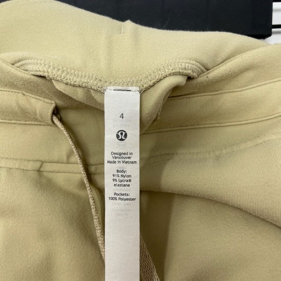 Lululemon Scuba High-Rise Jogger Size 4 - F26 - Picture 4 of 5